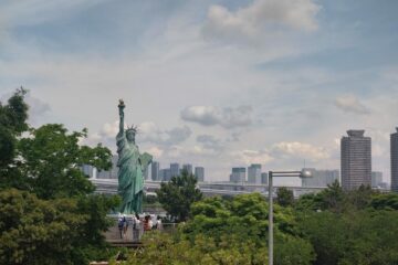 チェックポイントの自由の女神像です